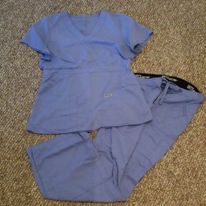 Greys Anatomy Scrub Set